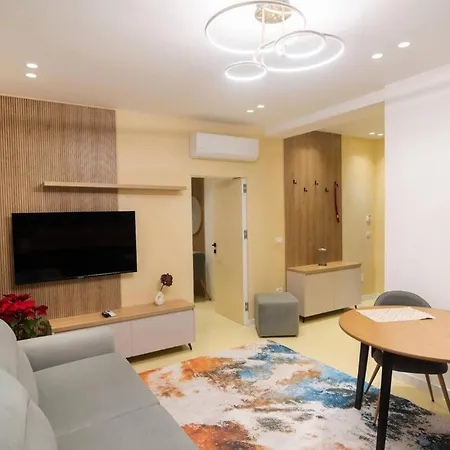 Beautiful Tirane, County, Albania Aparthotel *