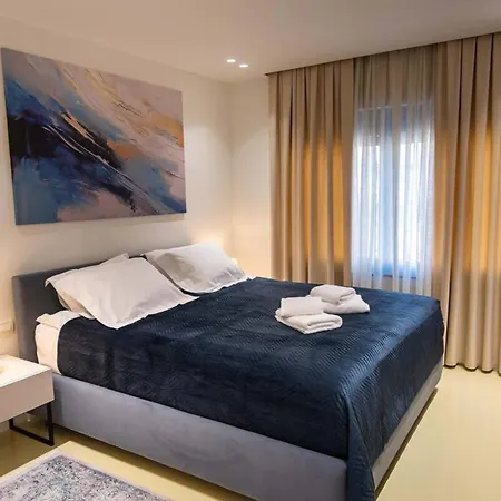 Beautiful Tirane, County, Albania Aparthotel